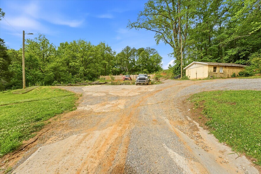 More Photos Of 601 N Chilhowee Dr, Knoxville Multifamily For Sale