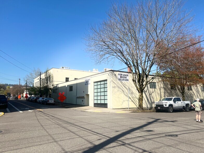 More Photos Of 1431 NW 17th Ave, Portland Unknown For Lease
