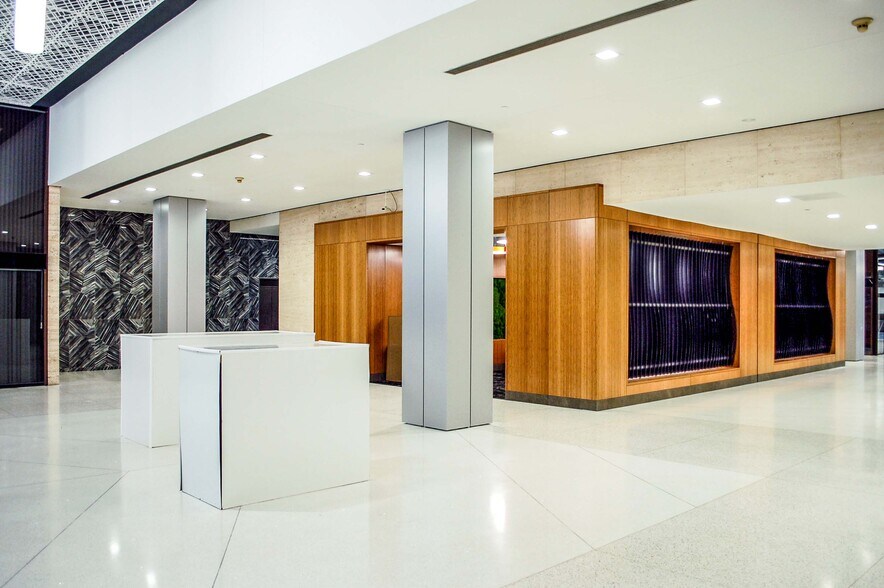 More Photos Of 1300 E 9th St, Cleveland Office For Lease