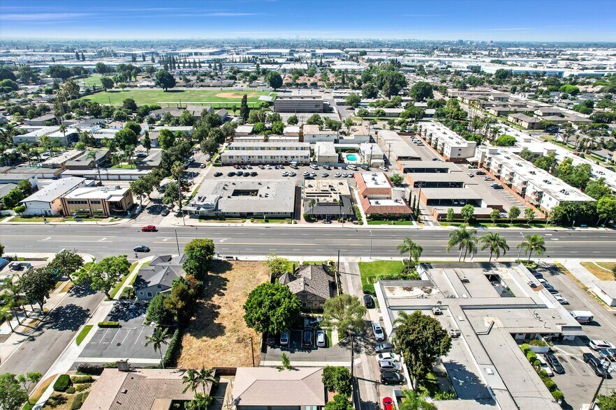 More Photos Of 1953 E Chapman Ave, Fullerton Medical For Sale