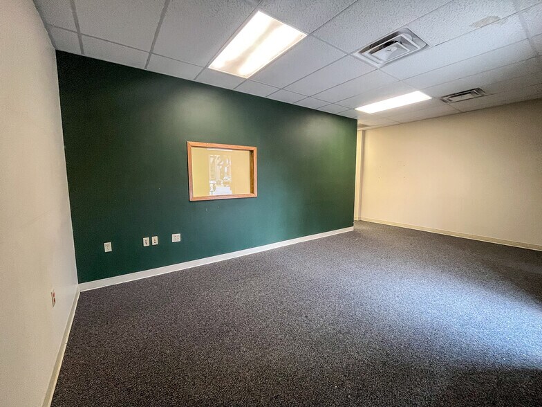 More Photos Of 720 Saint Joseph St, Rapid City Office For Sale