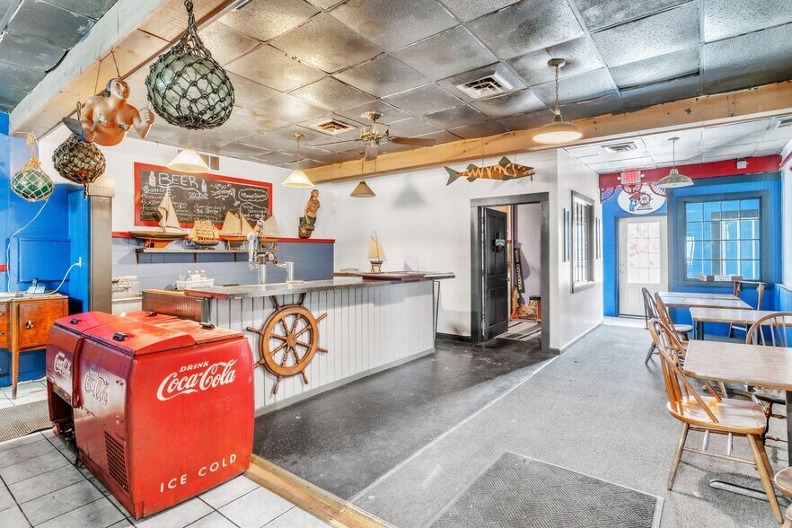 More Photos Of 371 Boston West Rt, Monson Specialty For Sale