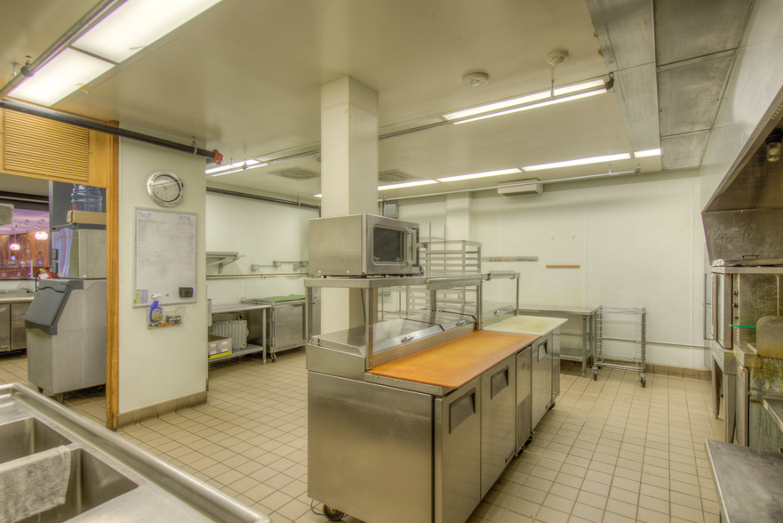 More Photos Of 19 Exchange St E, Saint Paul Schools For Sale