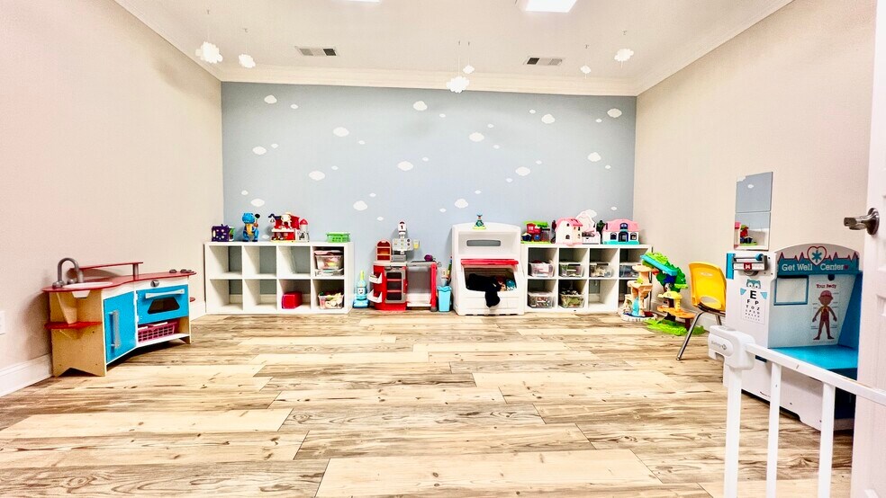 More Photos Of 4080 McGinnis Ferry Rd, Alpharetta Office For Sale