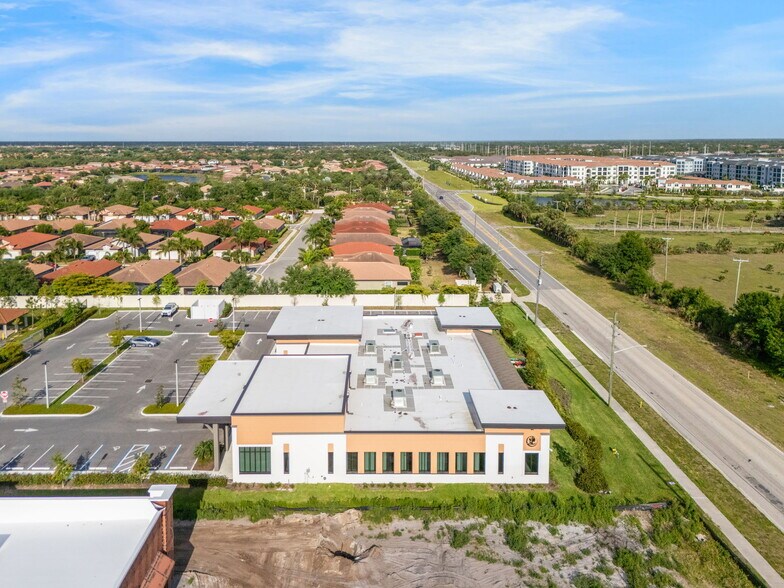 More Photos Of 409 Serano Way, Nokomis Office For Lease