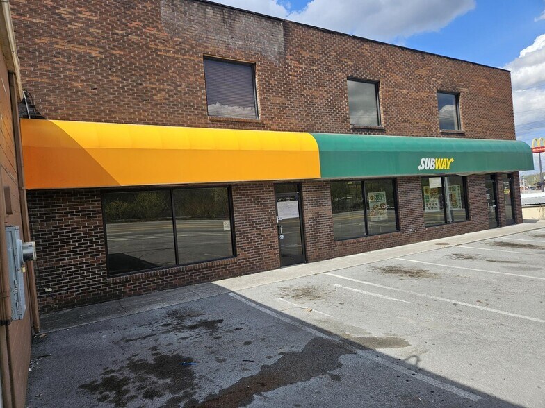 More Photos Of 1550 N Broad St, Tazewell Freestanding For Lease