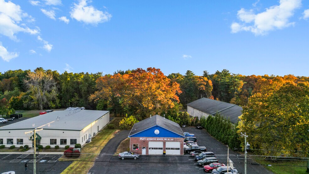 More Photos Of 457 Spring St, Windsor Locks Auto Repair For Sale
