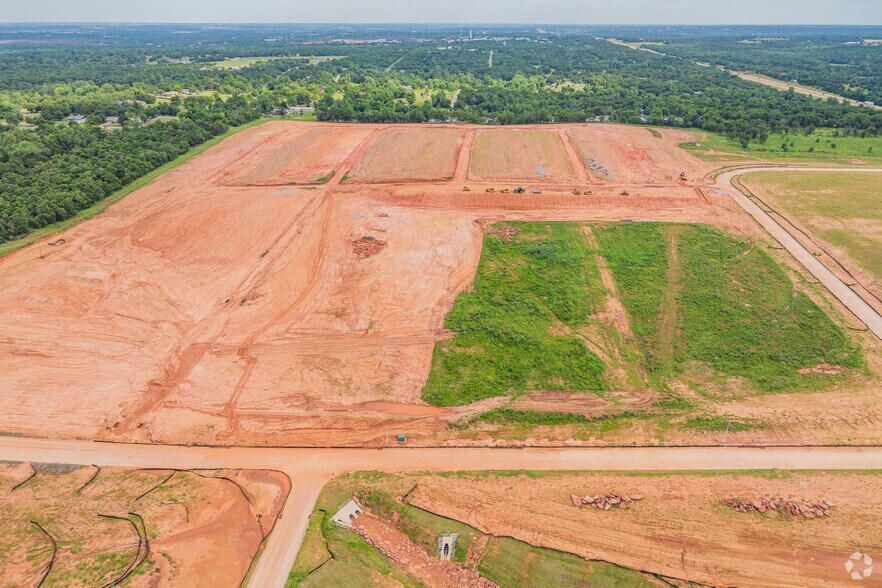 More Photos Of I-35 & Waterloo Rd, Edmond Land For Lease