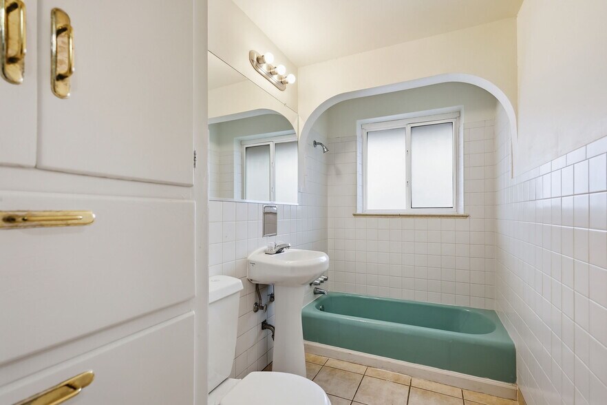 More Photos Of 1000 34th Ave, Greeley Freestanding For Sale
