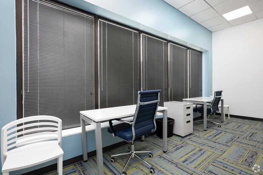 More Photos Of 516 W Friendly Ave, Greensboro Coworking Space