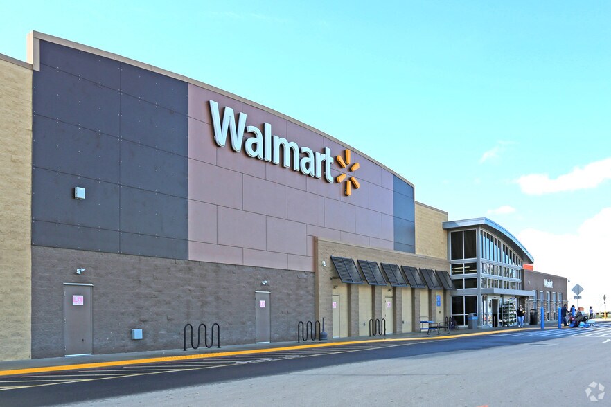 More Photos Of 530 Woollomes Ave, Delano Unknown For Lease