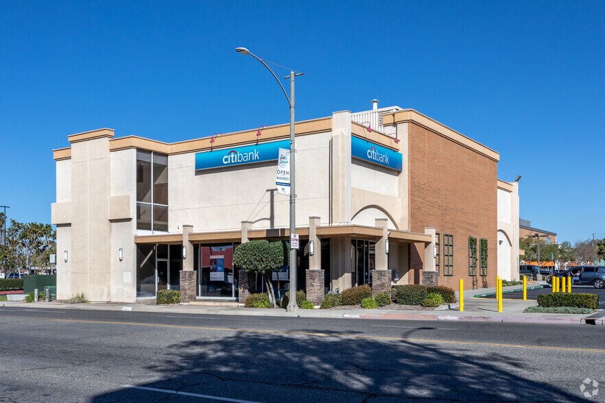 More Photos Of 3505-3659 Central Ave, Riverside Unknown For Lease