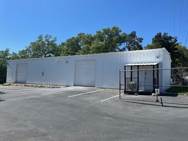 More Photos Of 12405 W Highway 71, Bee Cave Light Distribution For Lease