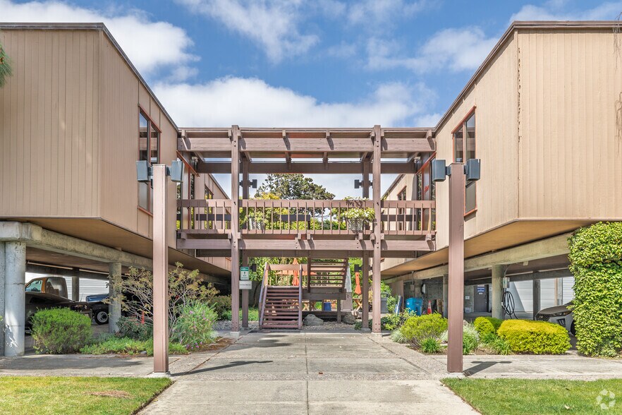 More Photos Of 330 Hatch Dr, Foster City Research And Development For Sale