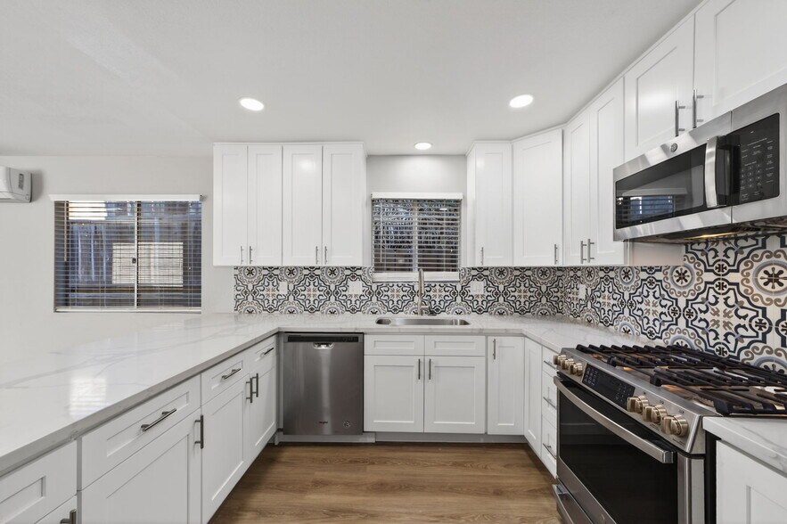 More Photos Of 631 Hillside Ter, Vista Apartments For Sale