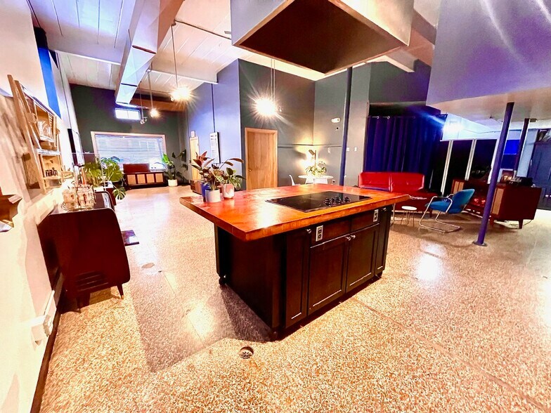 More Photos Of 1 Sherman Ter, Madison Storefront Retail Office For Sale