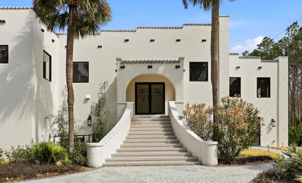 More Photos Of 13535 W Beaver St, Jacksonville Lodge Meeting Hall For Sale