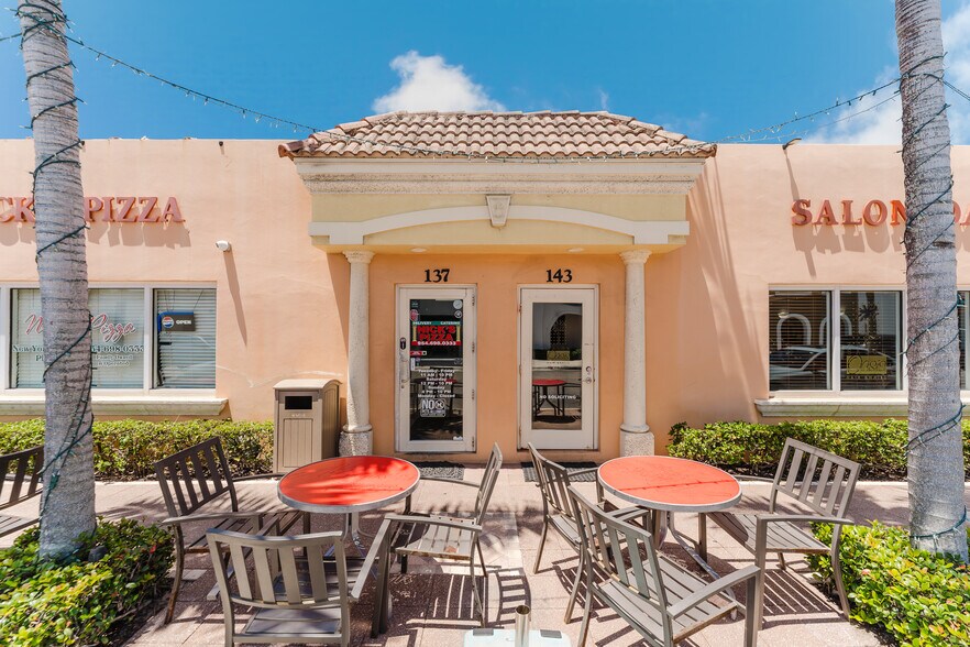 More Photos Of 101-161 NE 2nd Ave, Deerfield Beach Unknown For Lease