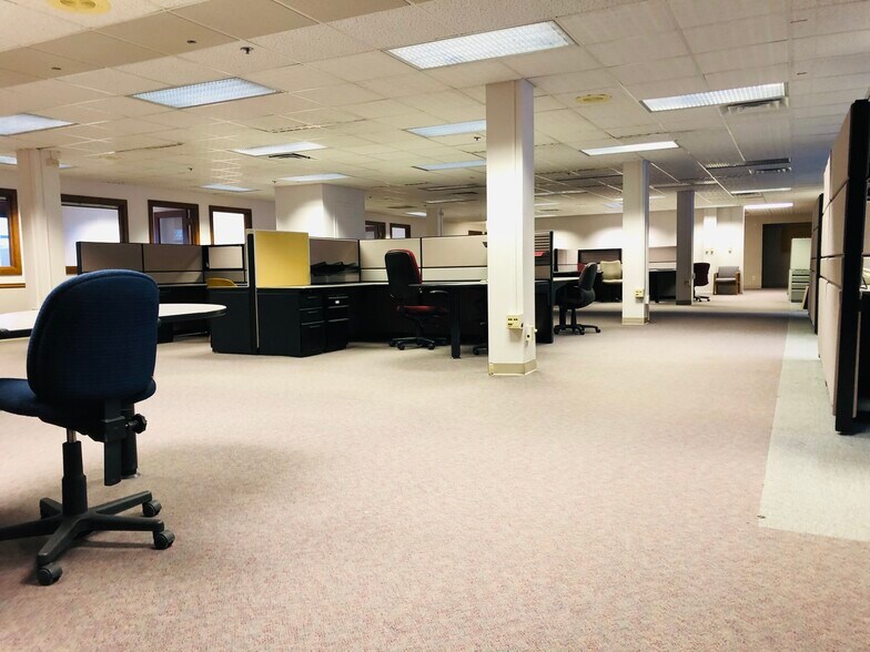 More Photos Of 130 N Main St, Butte Office For Sale