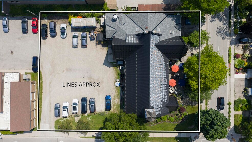 More Photos Of 95 Waterloo St N, Stratford Restaurant For Sale