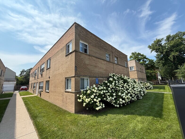 More Photos Of 1840-1854 S Fairfield Ave, Chicago Apartments For Sale