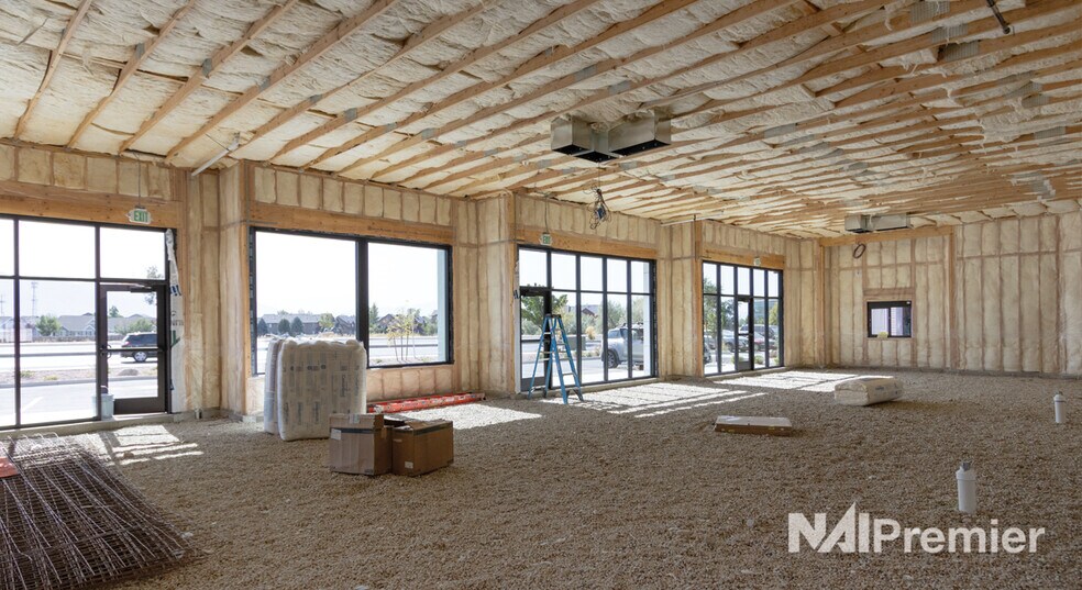 More Photos Of 172 Pleasant Grove Blvd, Pleasant Grove Restaurant For Sale