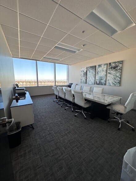 More Photos Of 1980 Festival Plaza Dr, Las Vegas Office For Lease