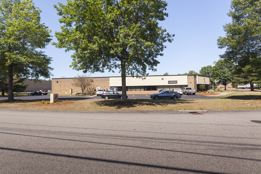 Primary Photo Of 10 Walpole Park S, Walpole Light Manufacturing For Lease