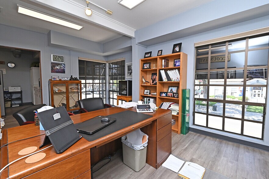 More Photos Of 608 Main St, Pleasanton Storefront Retail Office For Lease