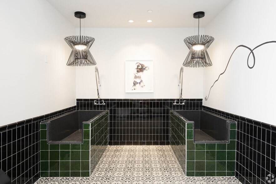 More Photos Of 3030 S Potomac Ave, Arlington Multifamily For Sale