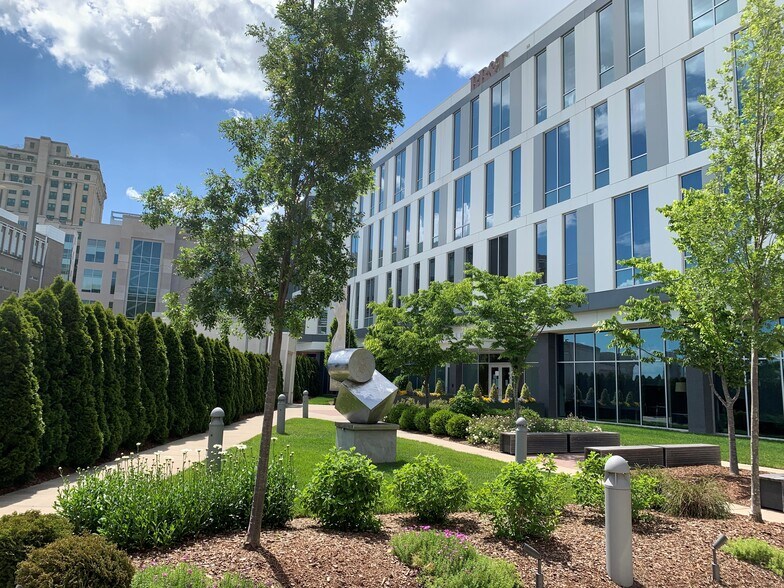 More Photos Of 301 College St, Asheville Office For Lease