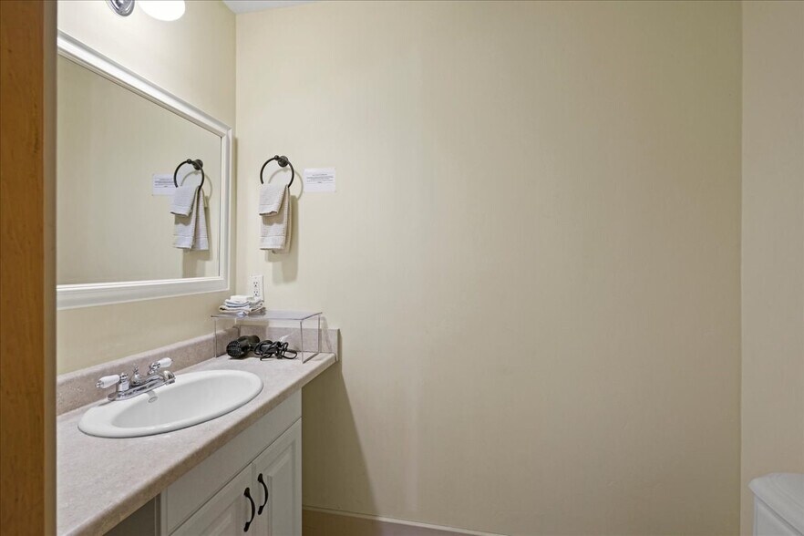 More Photos Of 400 Palomino Trl, Ridgway Office Residential For Sale