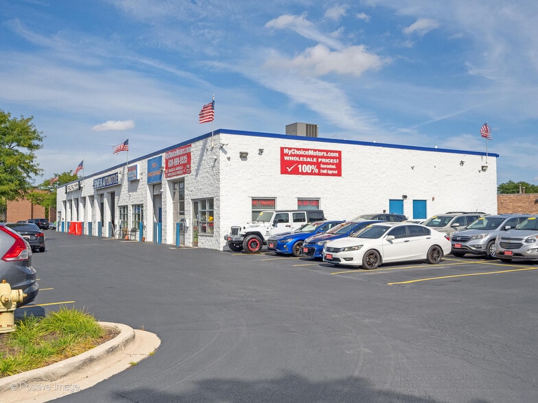 More Photos Of 524-530 W Grand Ave, Elmhurst Auto Repair For Sale