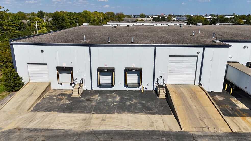 More Photos Of 8804 Bash St, Indianapolis Warehouse For Lease
