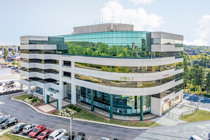Primary Photo Of 555 Quince Orchard Rd, Gaithersburg Office For Sale
