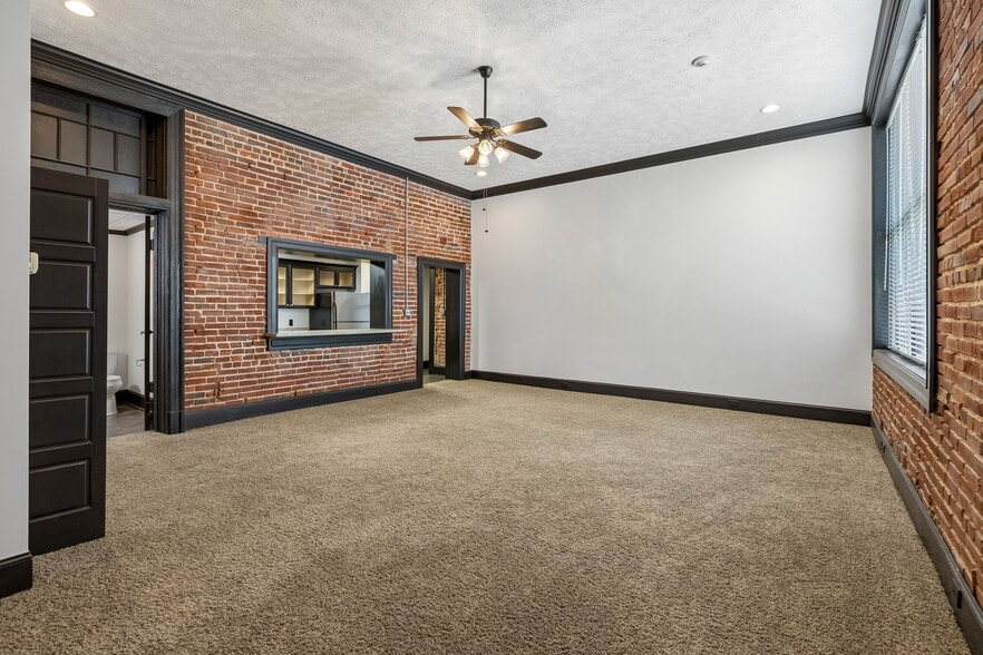 More Photos Of 217 E Deadrick St, Jackson Apartments For Sale