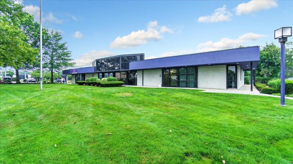 More Photos Of 1174 Route 112, Port Jefferson Station Medical For Lease