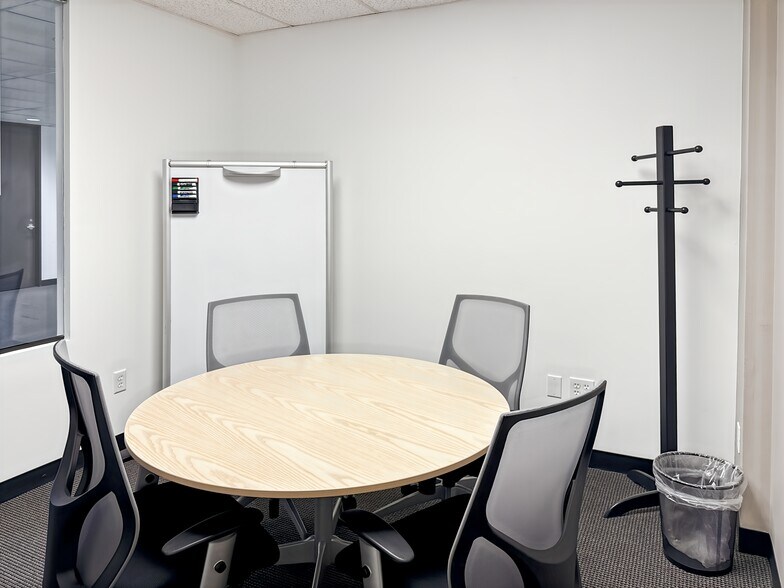 More Photos Of 26 W Dry Creek Cir, Littleton Coworking Space