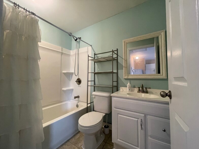 More Photos Of 10599 Highway 119, Alabaster Office Residential For Sale