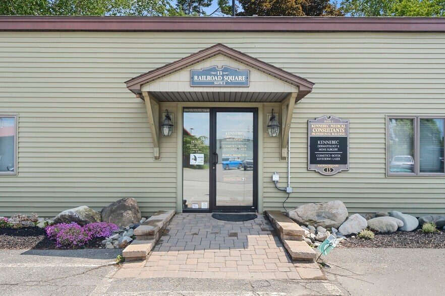 Primary Photo Of 13 Railroad Sq, Waterville Medical For Sale
