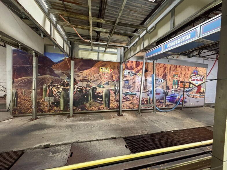 More Photos Of 927 W Columbia St, Springfield Carwash For Sale