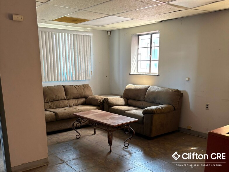 More Photos Of 611 Commerce Rd, Linden Manufacturing For Lease