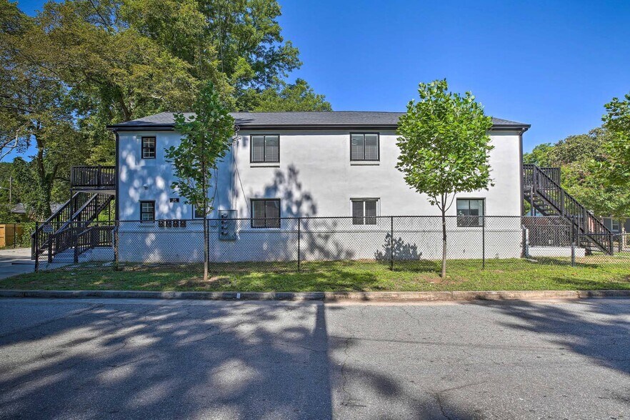 More Photos Of 1026 Ashby Grv SW, Atlanta Apartments For Sale