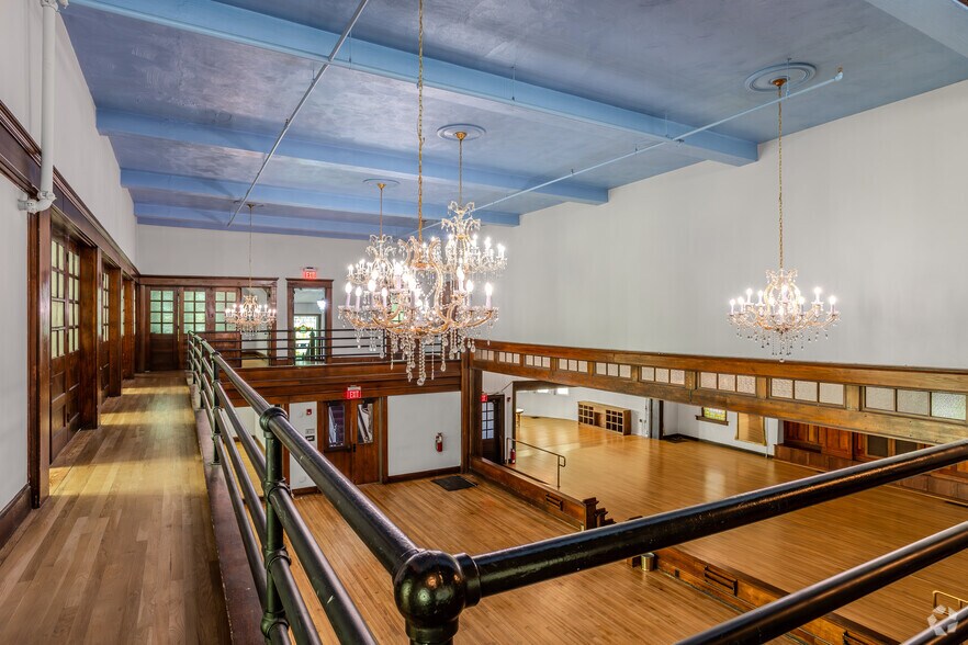More Photos Of 618 Neil Ave, Columbus Religious Facility For Sale