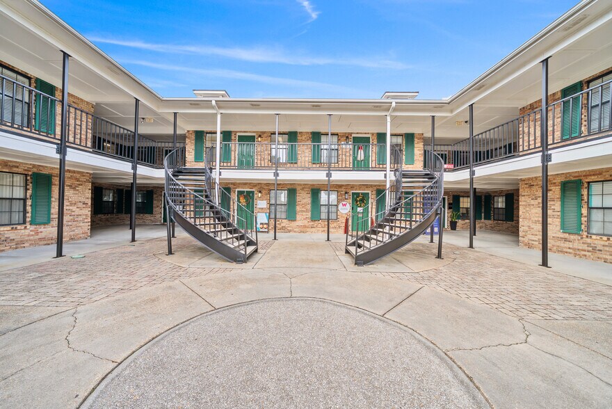 Primary Photo Of 5 Miracle Strip Loop, Panama City Beach Office For Lease