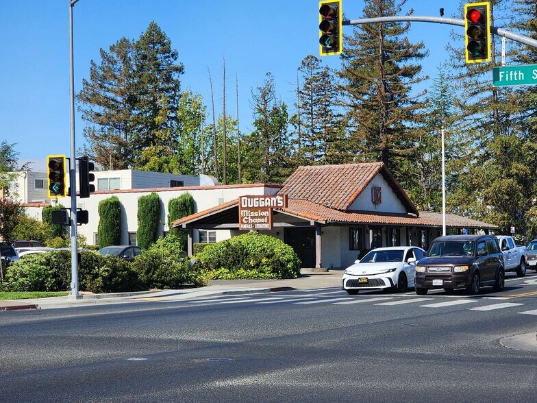 More Photos Of 525 W Napa St, Sonoma Funeral Home For Sale