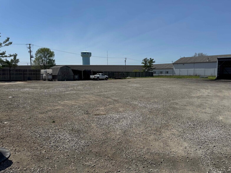 More Photos Of 7242 Liberty Rd, Powell Warehouse For Sale