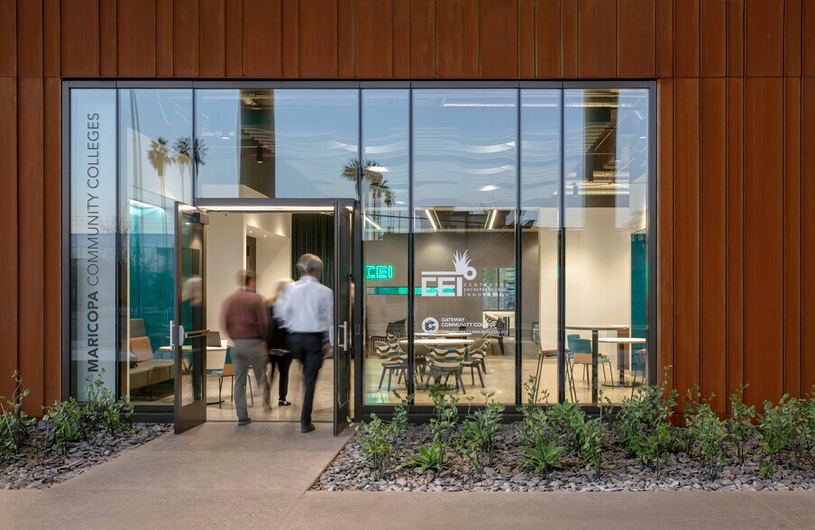 More Photos Of 850 N 5th St, Phoenix Medical For Lease