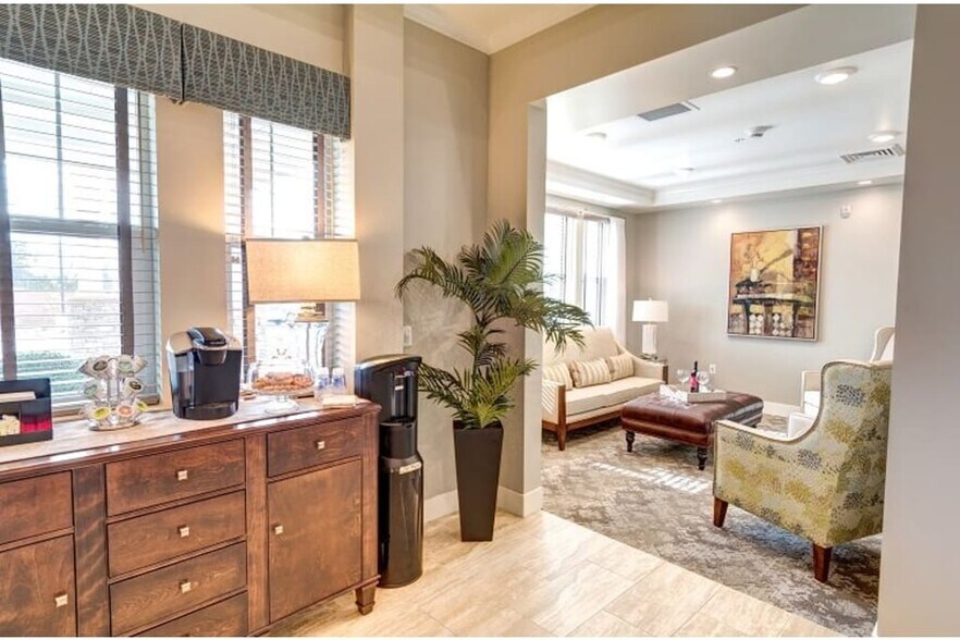 More Photos Of 6825 Sunrise Blvd, Citrus Heights Skilled Nursing Facility For Sale