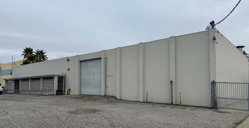 Primary Photo Of 9051 Del Mar Ave, Montclair Warehouse For Lease